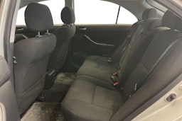 hopea Toyota Avensis 2003 kuva 10.