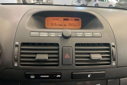 hopea Toyota Avensis 2003 kuva 15.