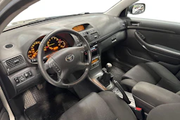 hopea Toyota Avensis 2003 kuva 3.