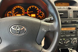 Hopea Toyota AVENSIS 2004 kuva 18.