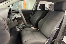 Musta Toyota AVENSIS 2004 kuva 11.