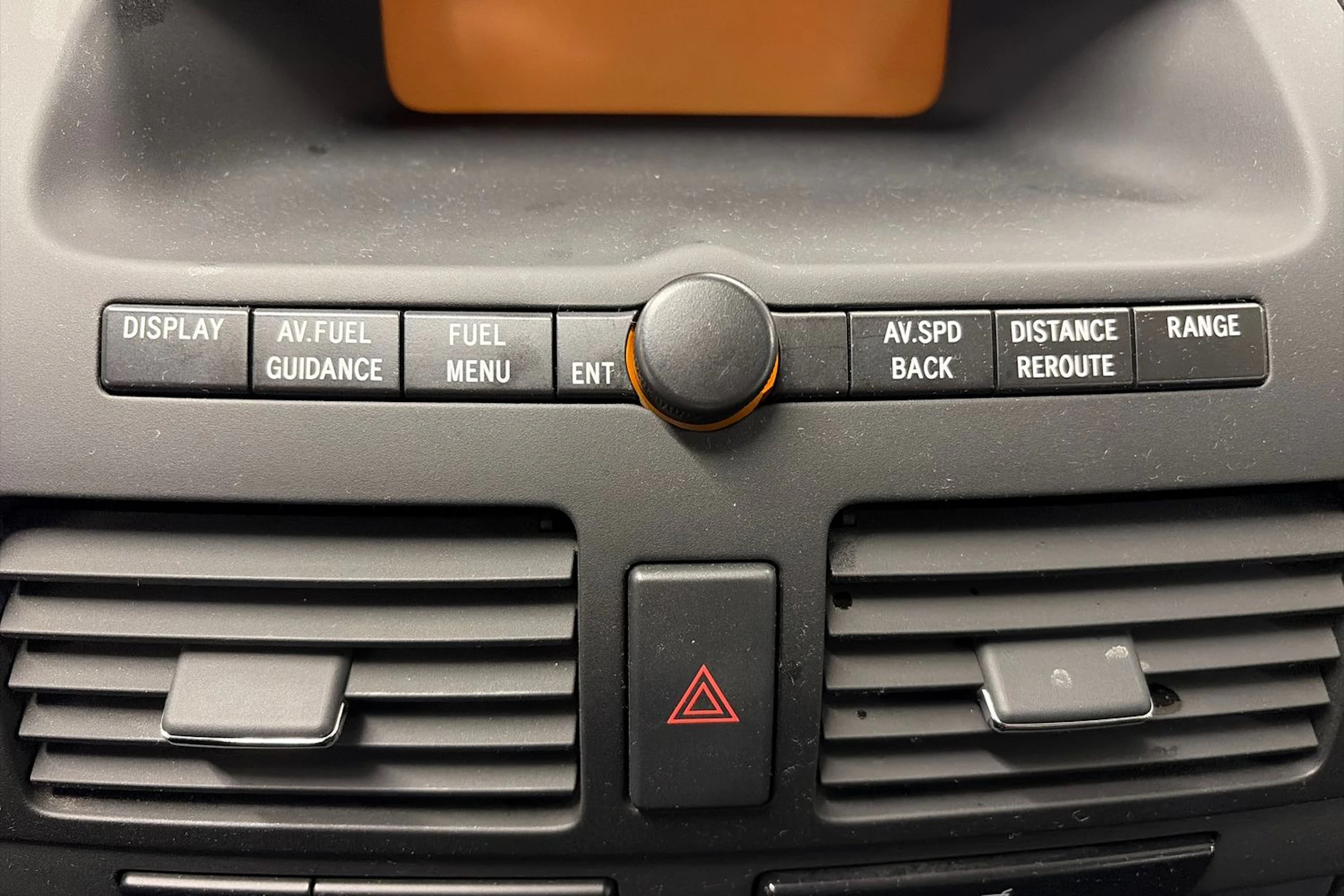 Musta Toyota AVENSIS 2004 kuva 16.
