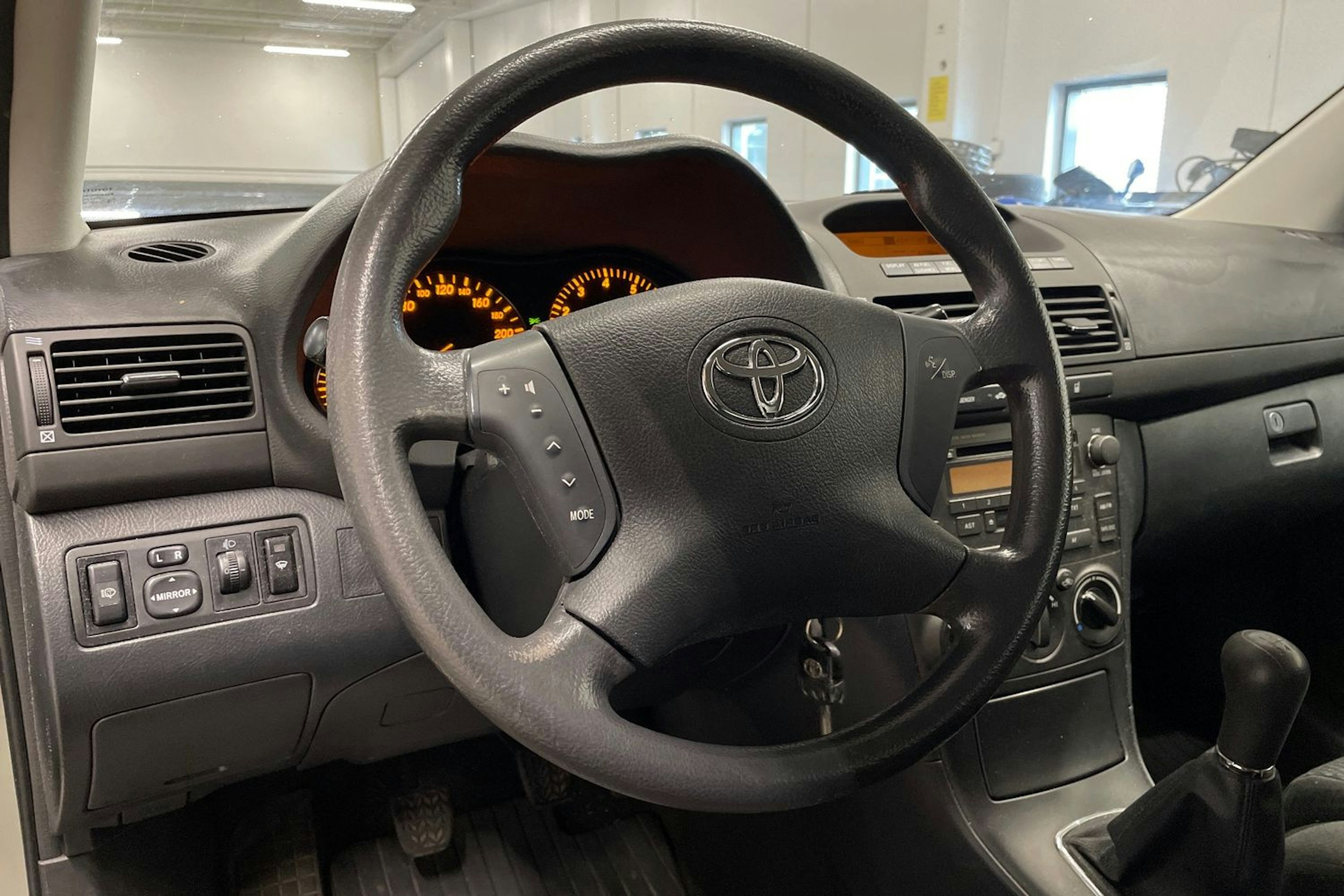 vihreä Toyota Avensis 2005 kuva 19.