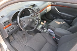 hopea Toyota Avensis 2005 kuva 6.