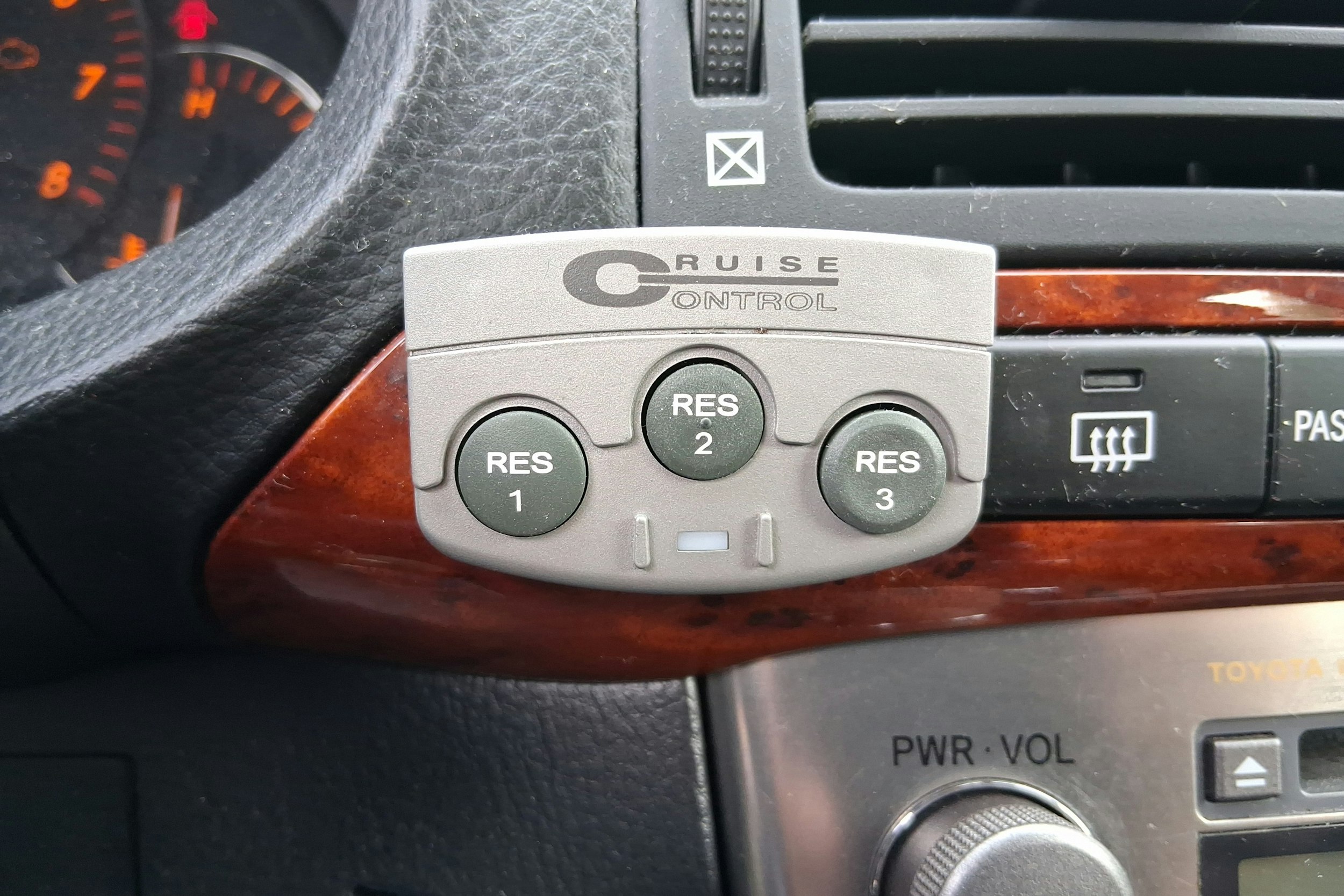 hopea Toyota Avensis 2005 kuva 13.
