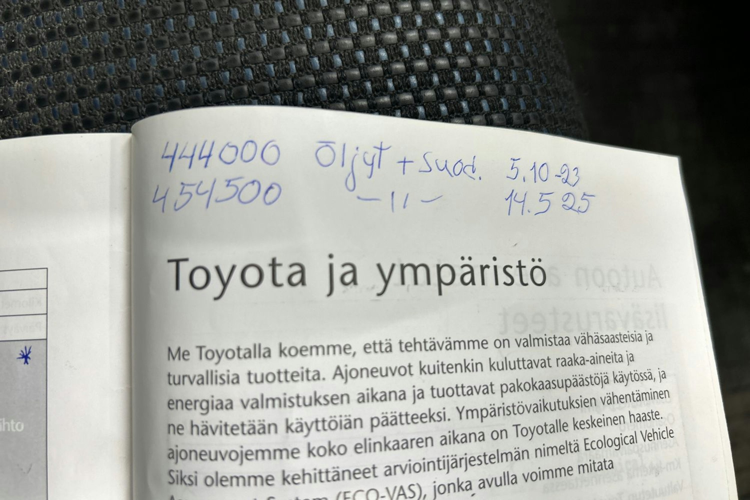 hopea Toyota Avensis 2008 kuva 16.