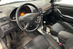 vihreä Toyota Avensis 2008 kuva 3.
