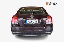 punainen Toyota Avensis 2008 kuva 3.