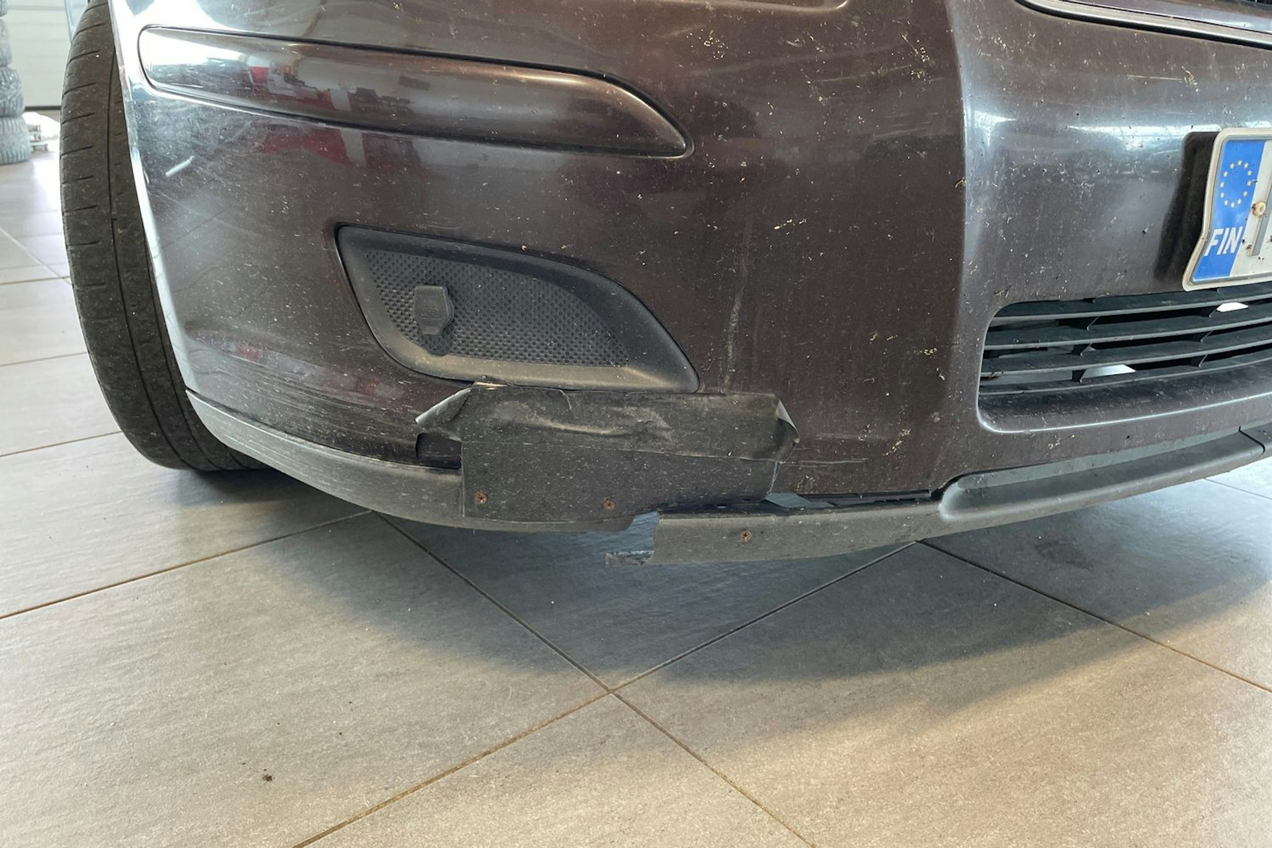 punainen Toyota Avensis 2008 kuva 29.