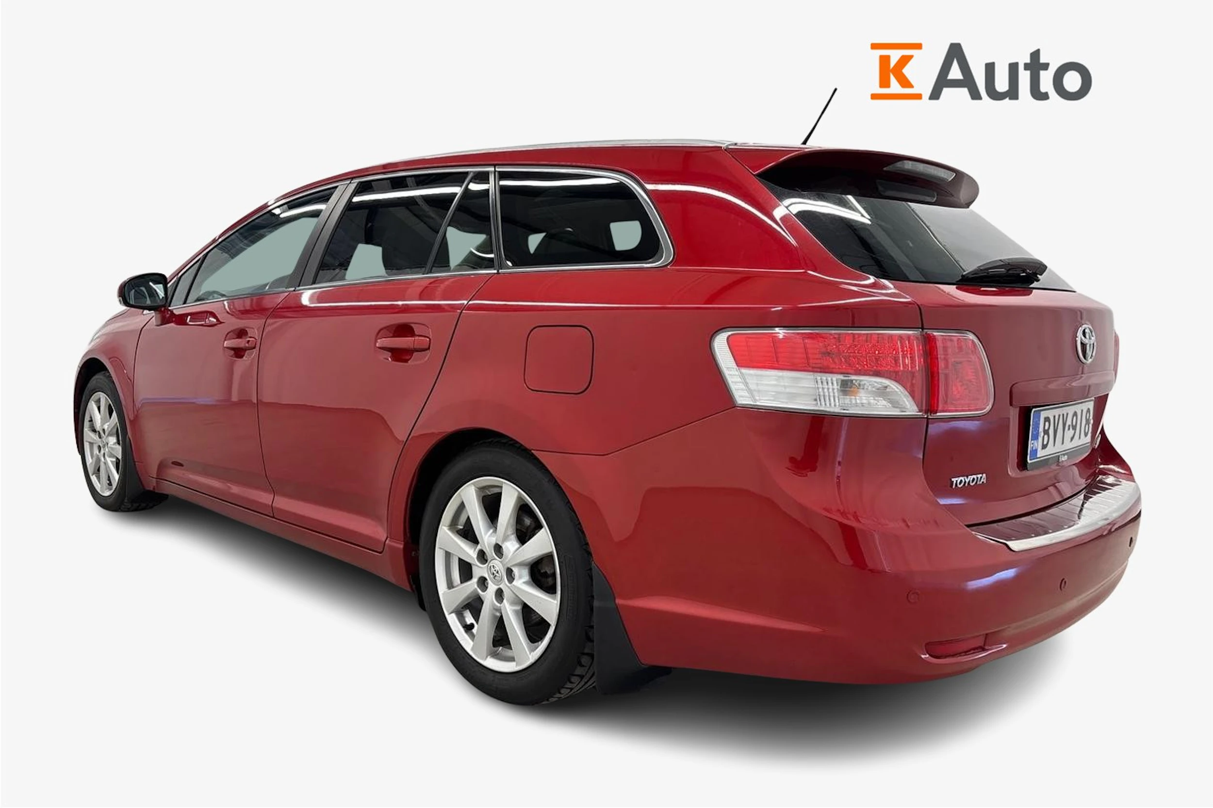 punainen Toyota Avensis 2009 kuva 2.