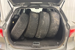 harmaa Toyota Avensis 2009 kuva 14.