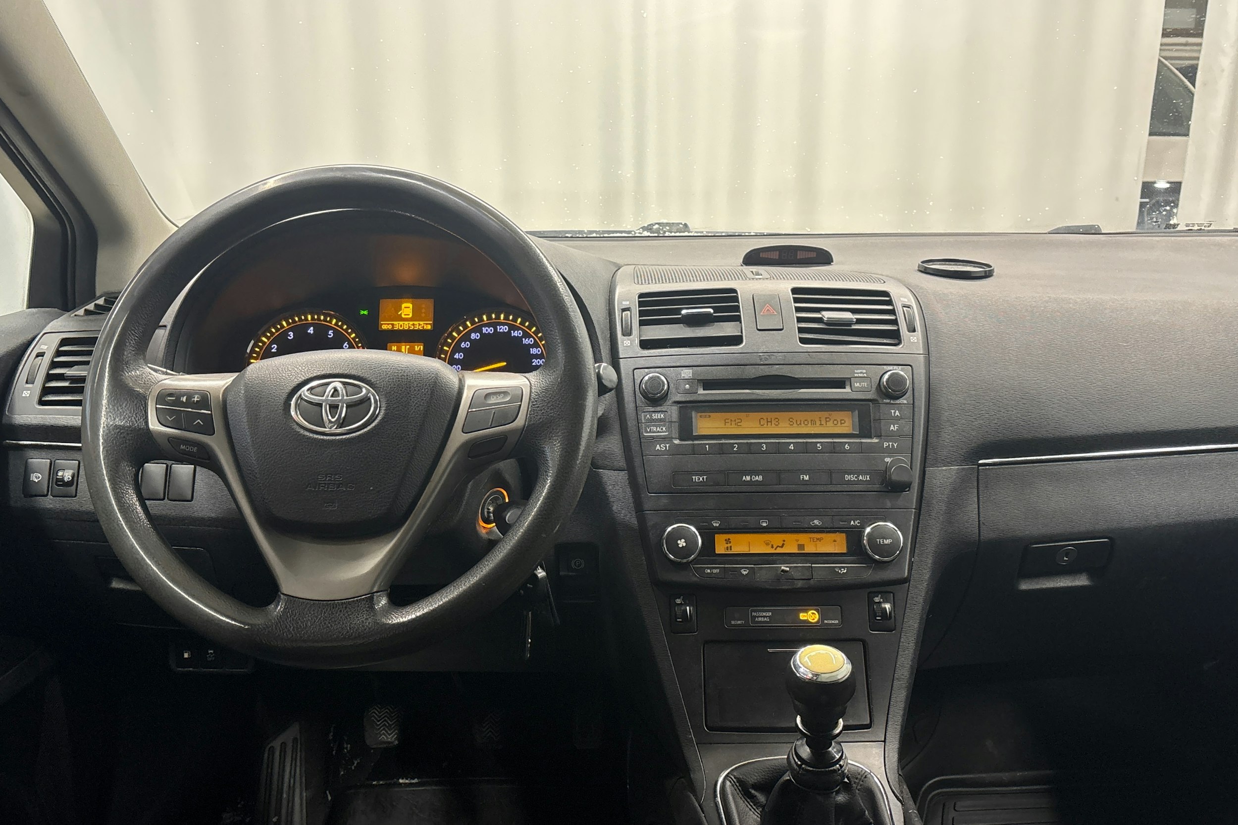 harmaa Toyota Avensis 2009 kuva 15.