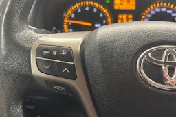 harmaa Toyota Avensis 2009 kuva 17.