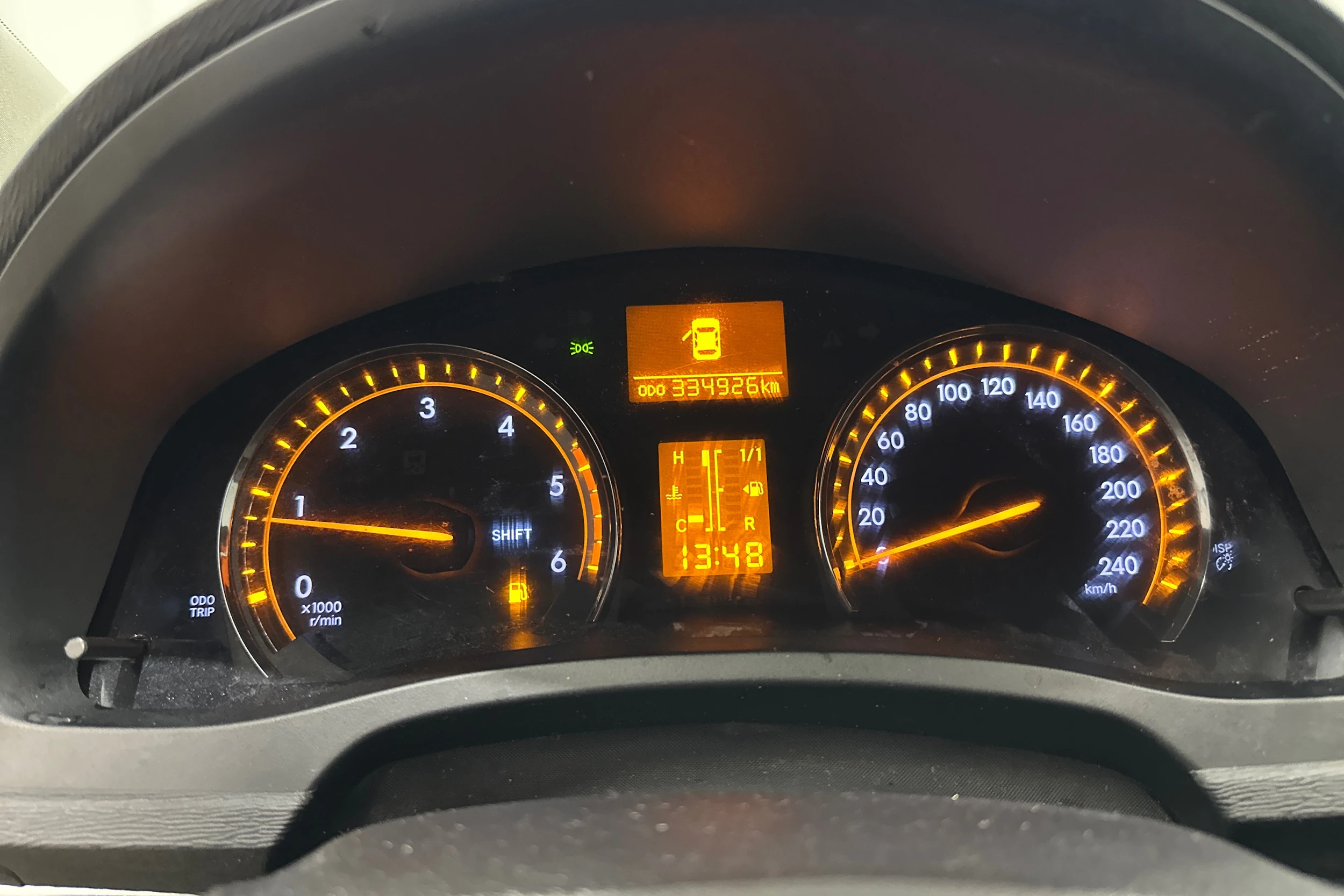 musta Toyota Avensis 2009 kuva 15.