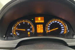 musta Toyota Avensis 2009 kuva 15.