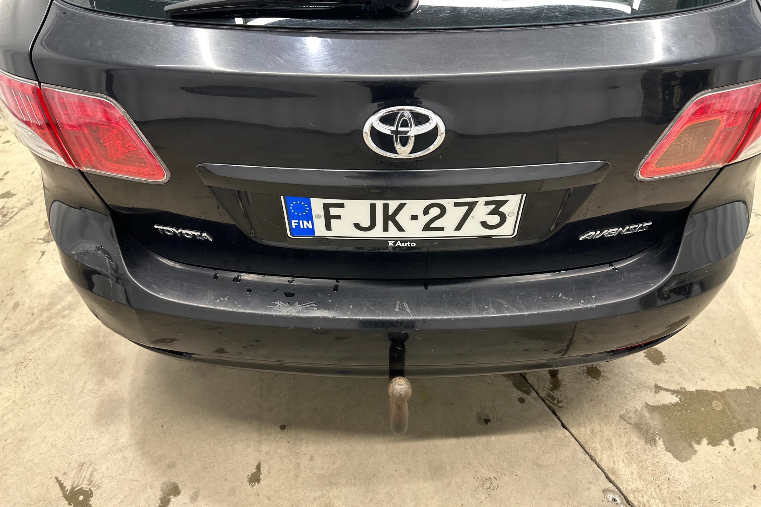 musta Toyota Avensis 2009 kuva 24.