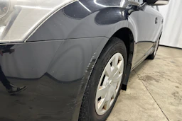 musta Toyota Avensis 2009 kuva 30.