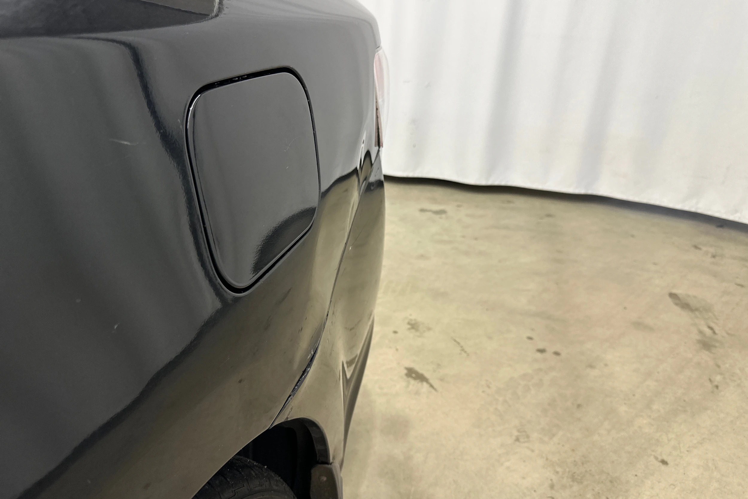 musta Toyota Avensis 2009 kuva 33.