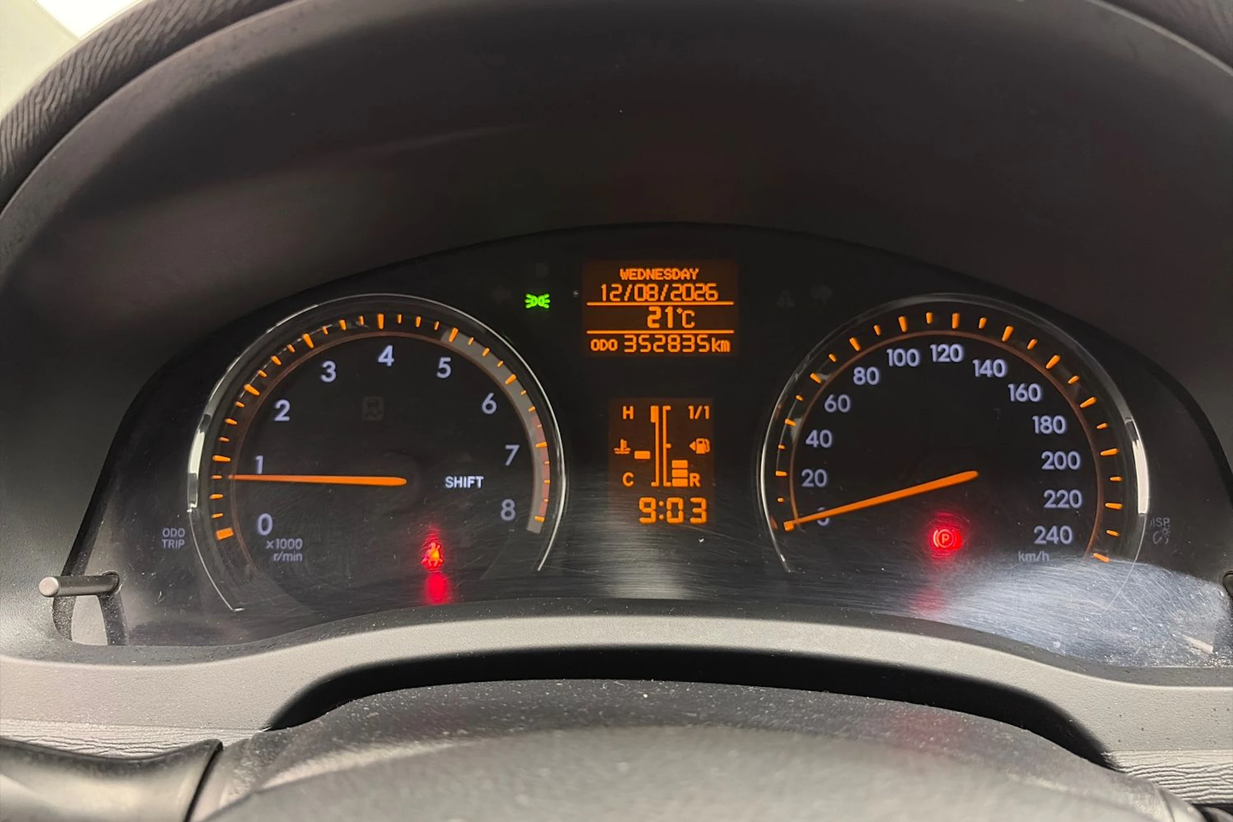 sininen Toyota Avensis 2009 kuva 13.