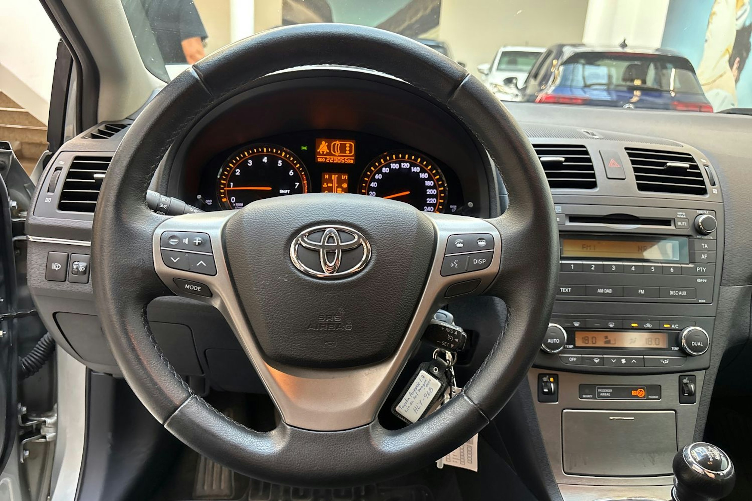 Harmaa Toyota AVENSIS 2009 kuva 14.