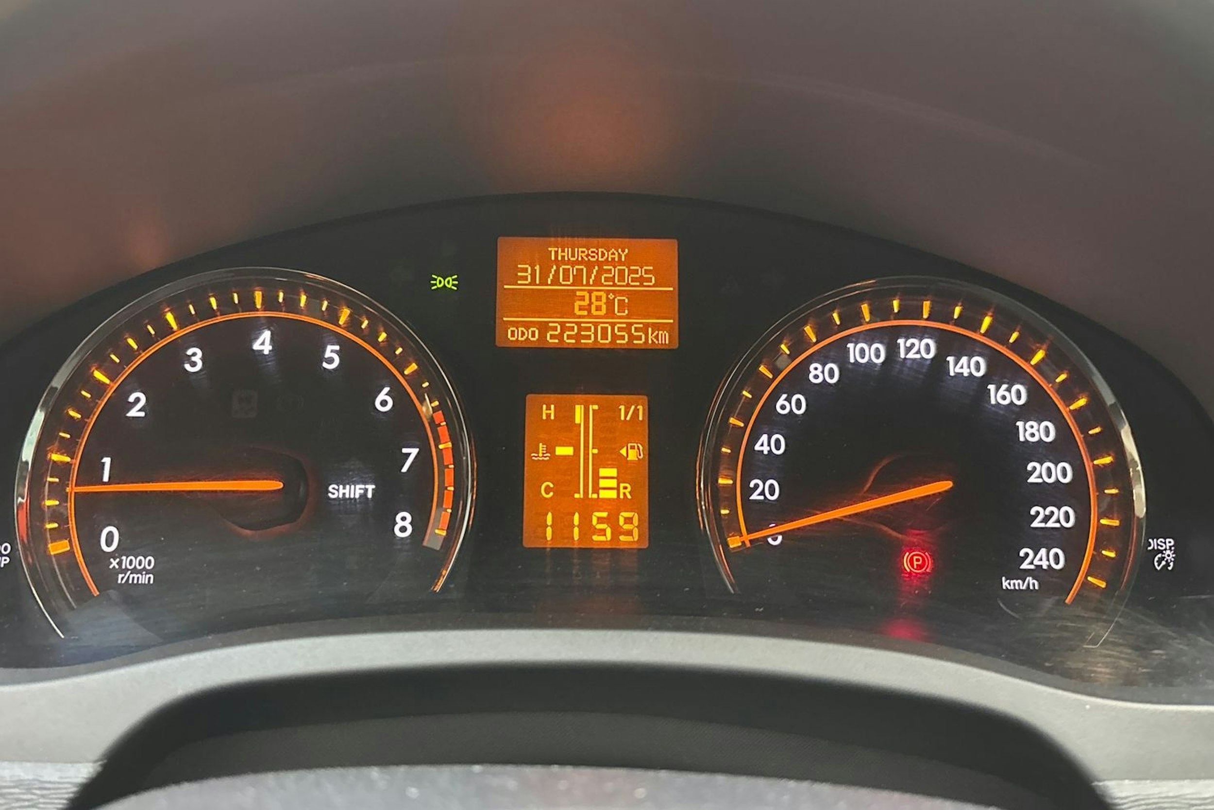 Harmaa Toyota AVENSIS 2009 kuva 15.
