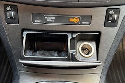 Harmaa Toyota AVENSIS 2009 kuva 17.