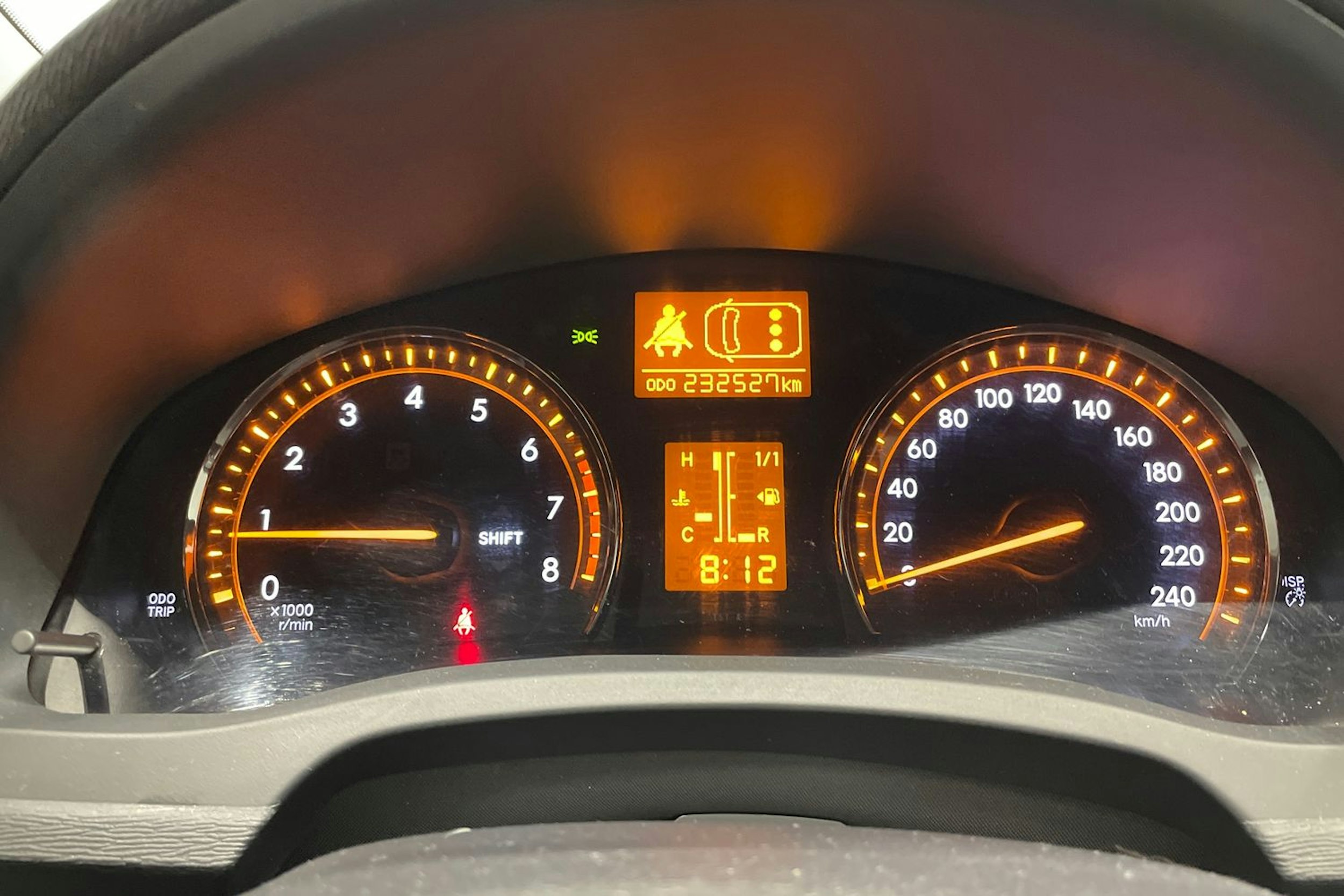 Hopea Toyota AVENSIS 2009 kuva 13.