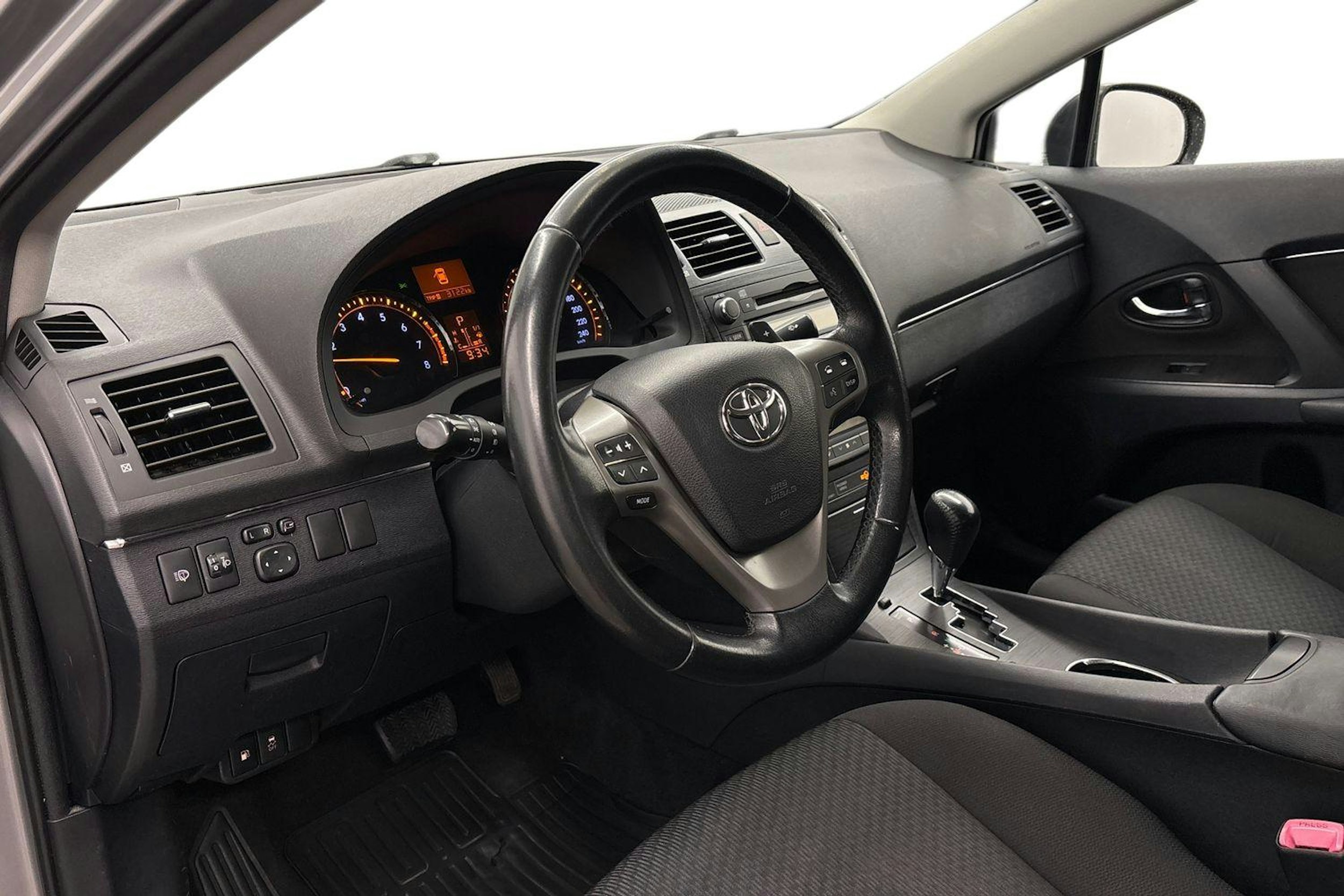 harmaa Toyota Avensis 2009 kuva 7.
