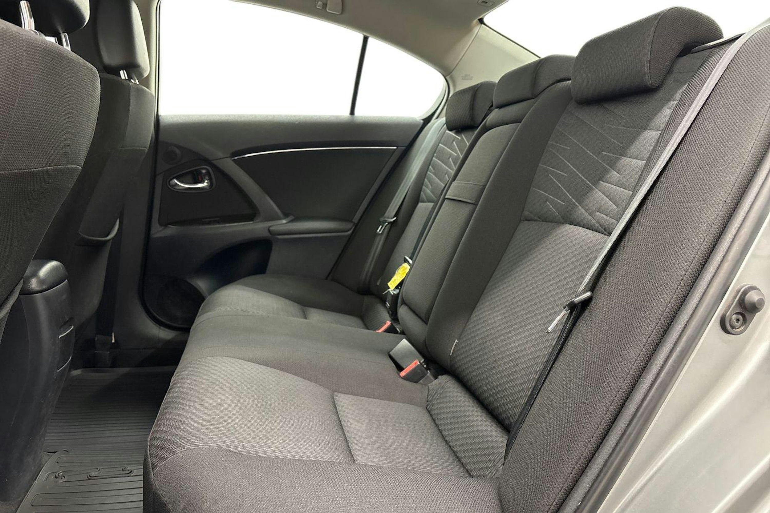 harmaa Toyota Avensis 2009 kuva 10.