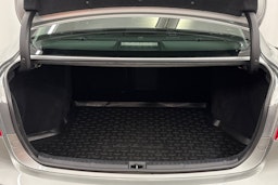 harmaa Toyota Avensis 2009 kuva 20.