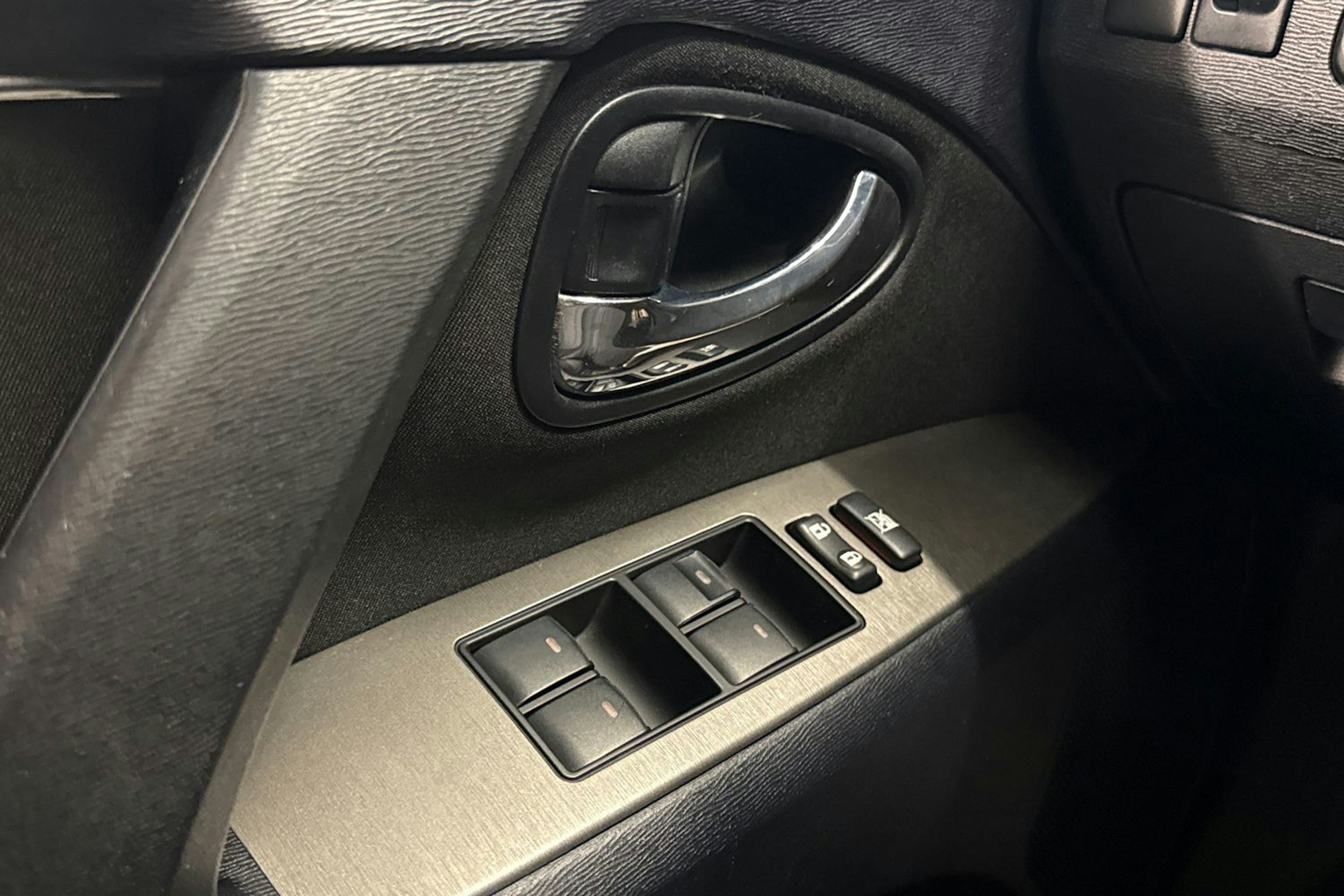 Sininen Toyota AVENSIS 2009 kuva 20.