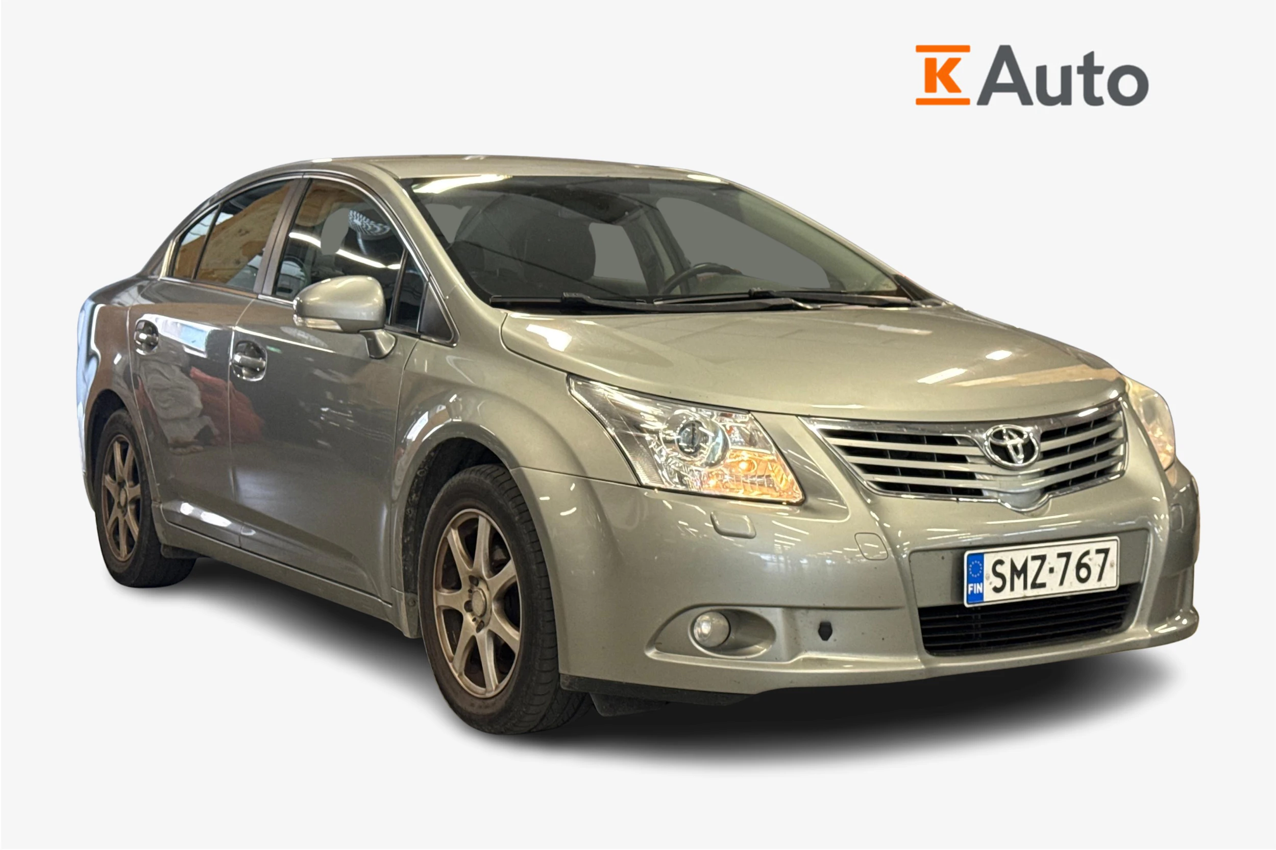 harmaa Toyota Avensis 2009 kuva 1.