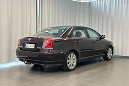 Punainen Toyota AVENSIS 2009 kuva 7.