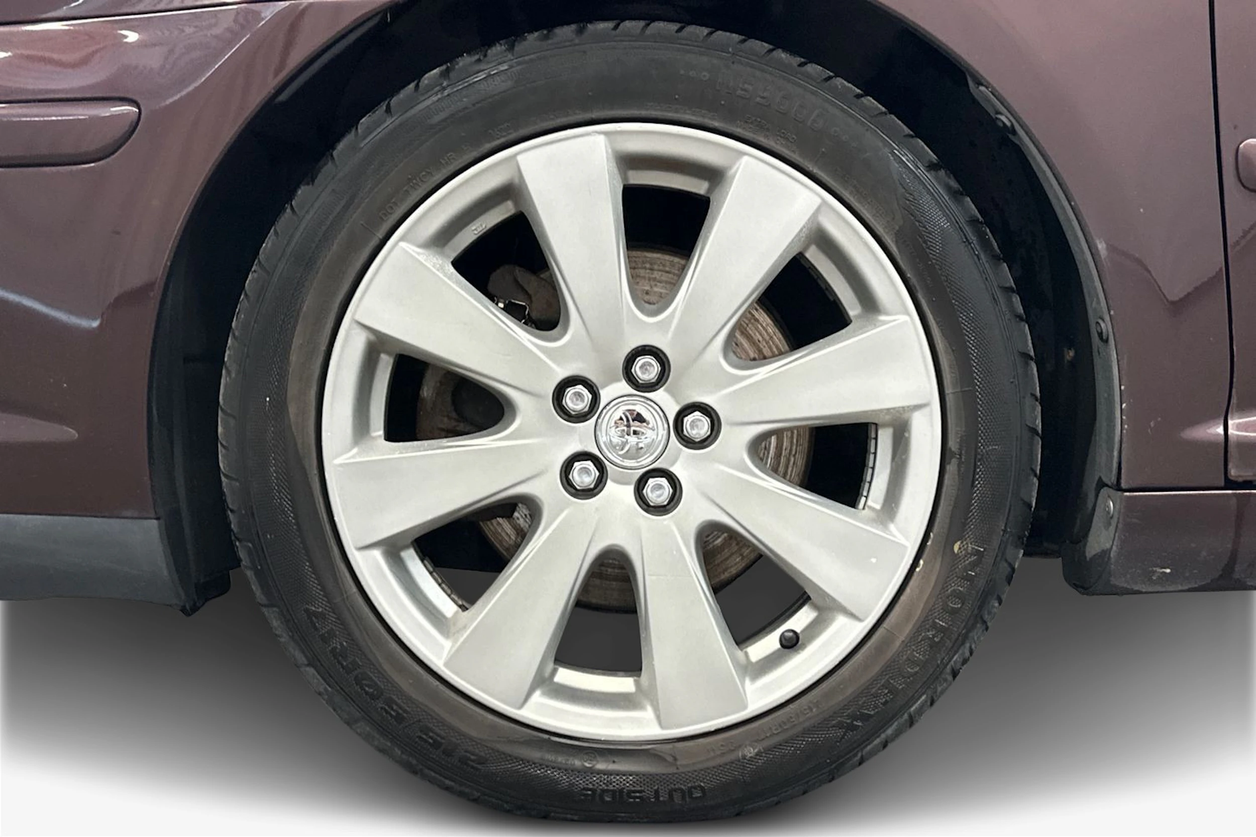 Punainen Toyota AVENSIS 2009 kuva 9.
