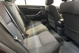 Punainen Toyota AVENSIS 2009 kuva 19.