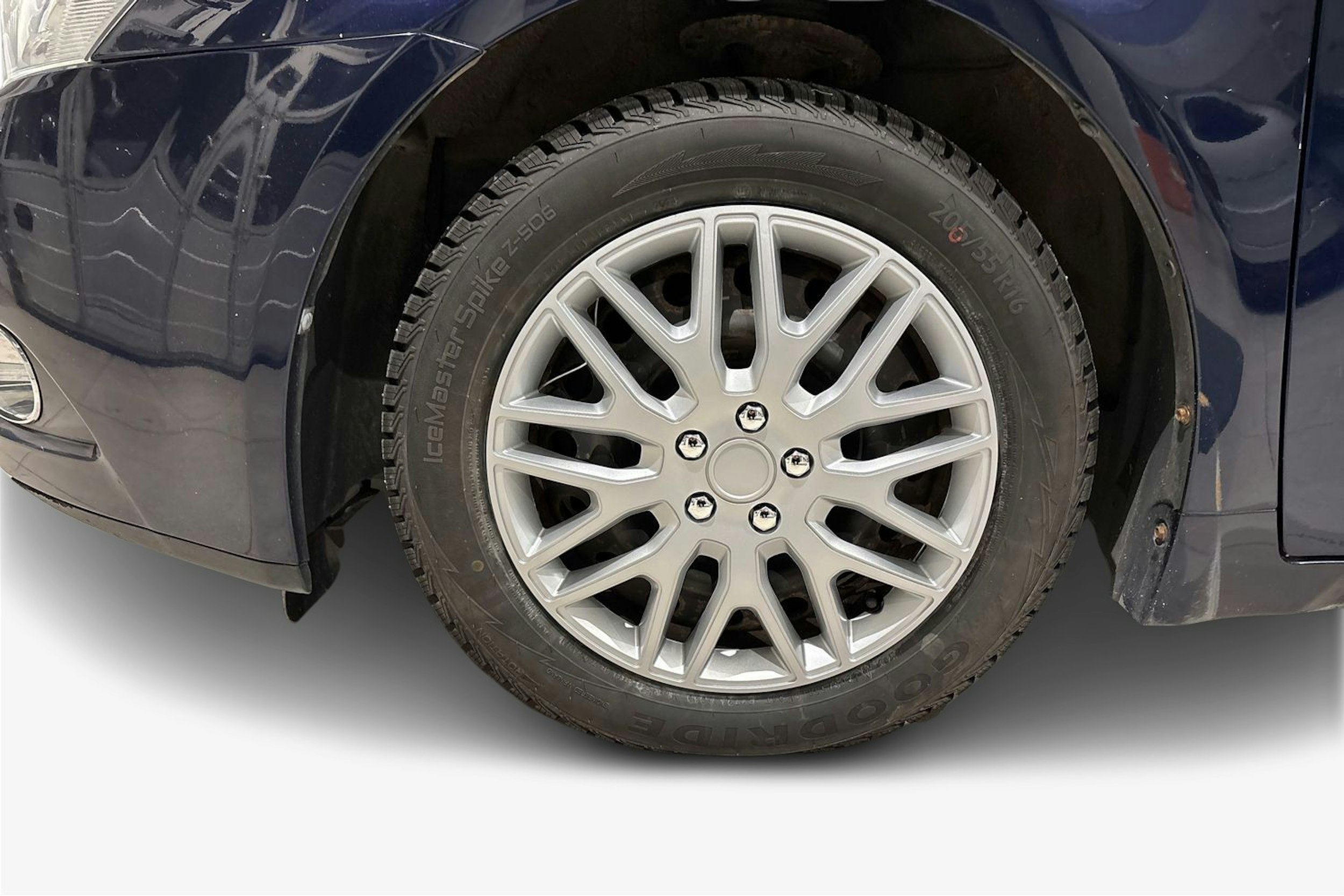 sininen Toyota Avensis 2010 kuva 11.