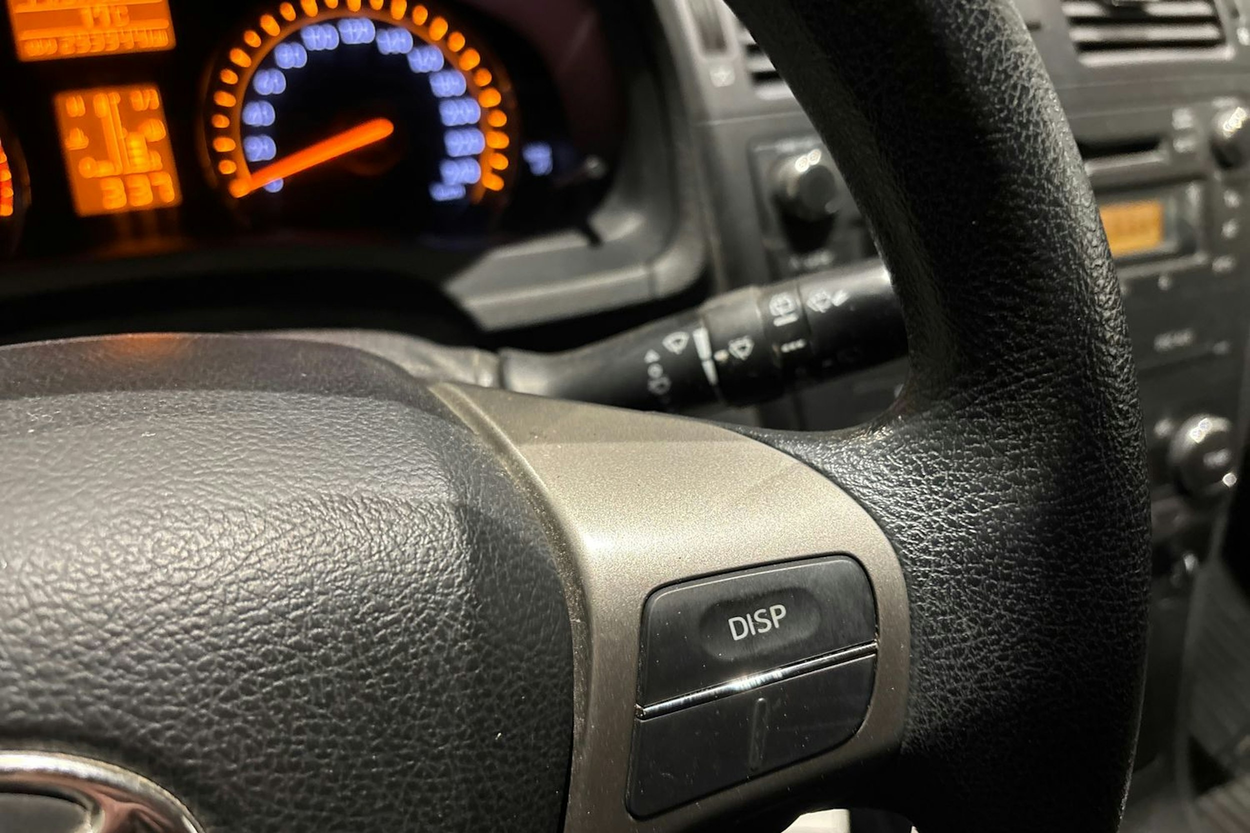 sininen Toyota Avensis 2010 kuva 18.