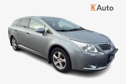 harmaa Toyota Avensis 2010 kuva 1.
