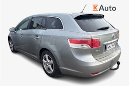 harmaa Toyota Avensis 2010 kuva 2.
