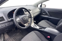 harmaa Toyota Avensis 2010 kuva 3.
