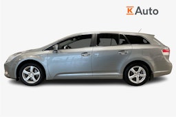 harmaa Toyota Avensis 2010 kuva 6.