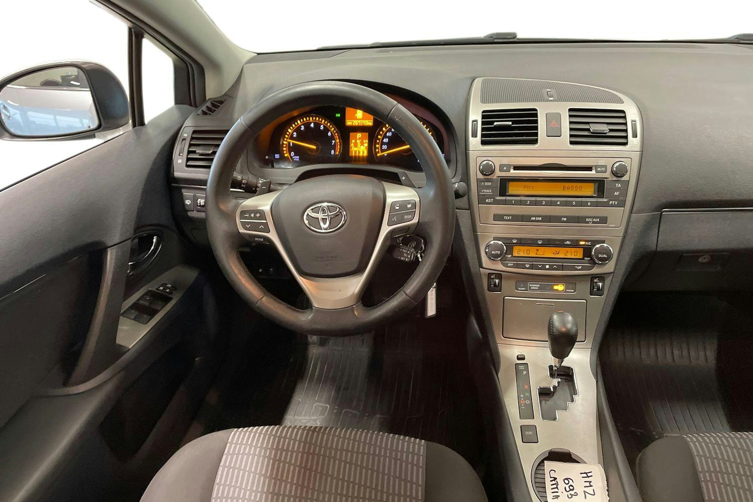 harmaa Toyota Avensis 2010 kuva 9.