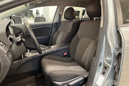 harmaa Toyota Avensis 2010 kuva 14.