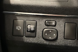 harmaa Toyota Avensis 2010 kuva 20.