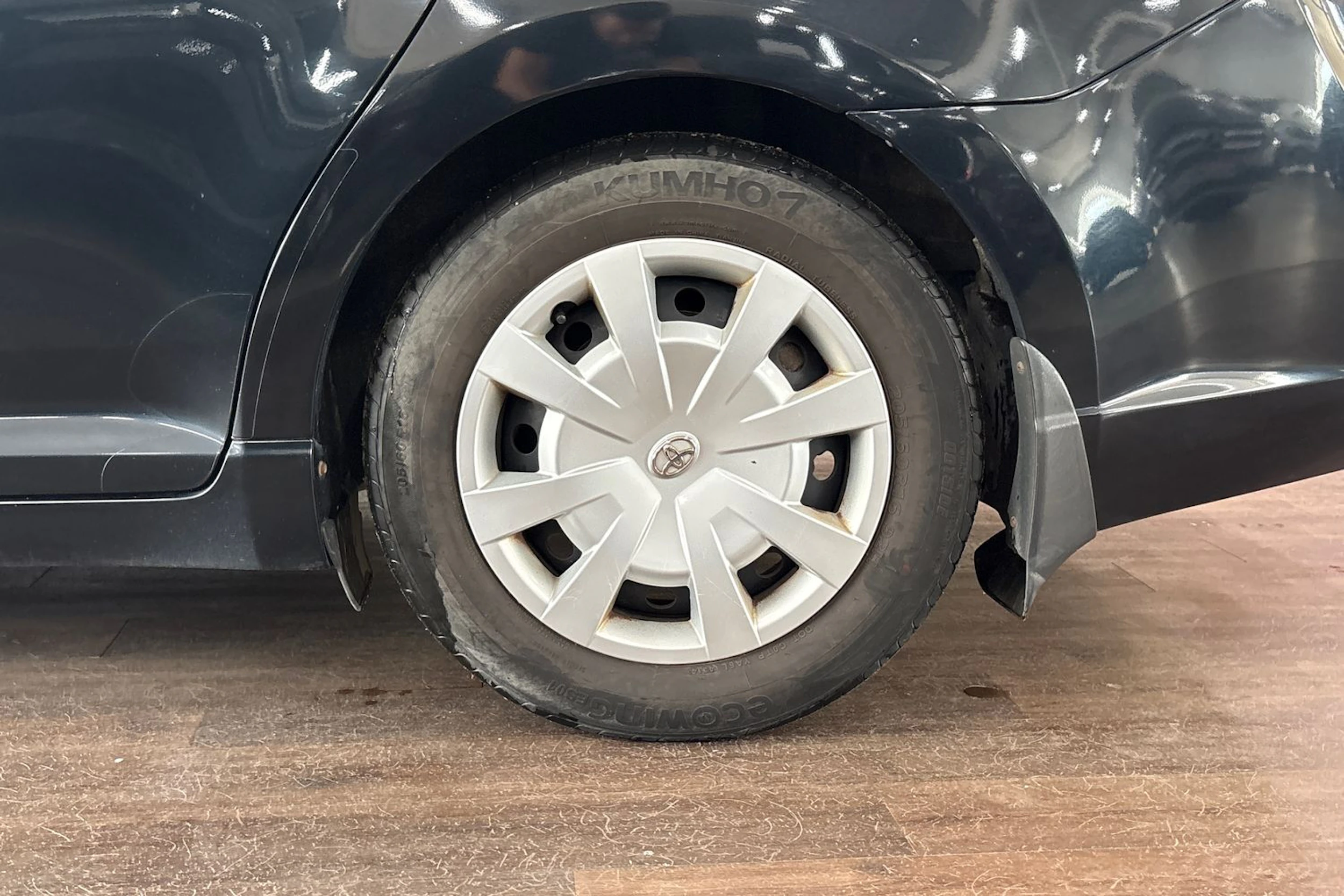 Harmaa Toyota AVENSIS 2010 kuva 13.