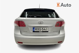 hopea Toyota Avensis 2010 kuva 3.