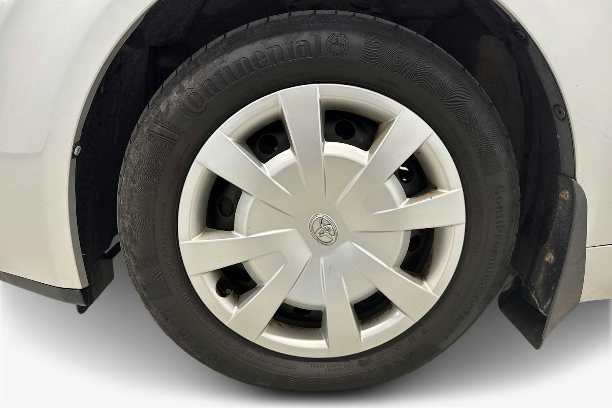 hopea Toyota Avensis 2010 kuva 11.