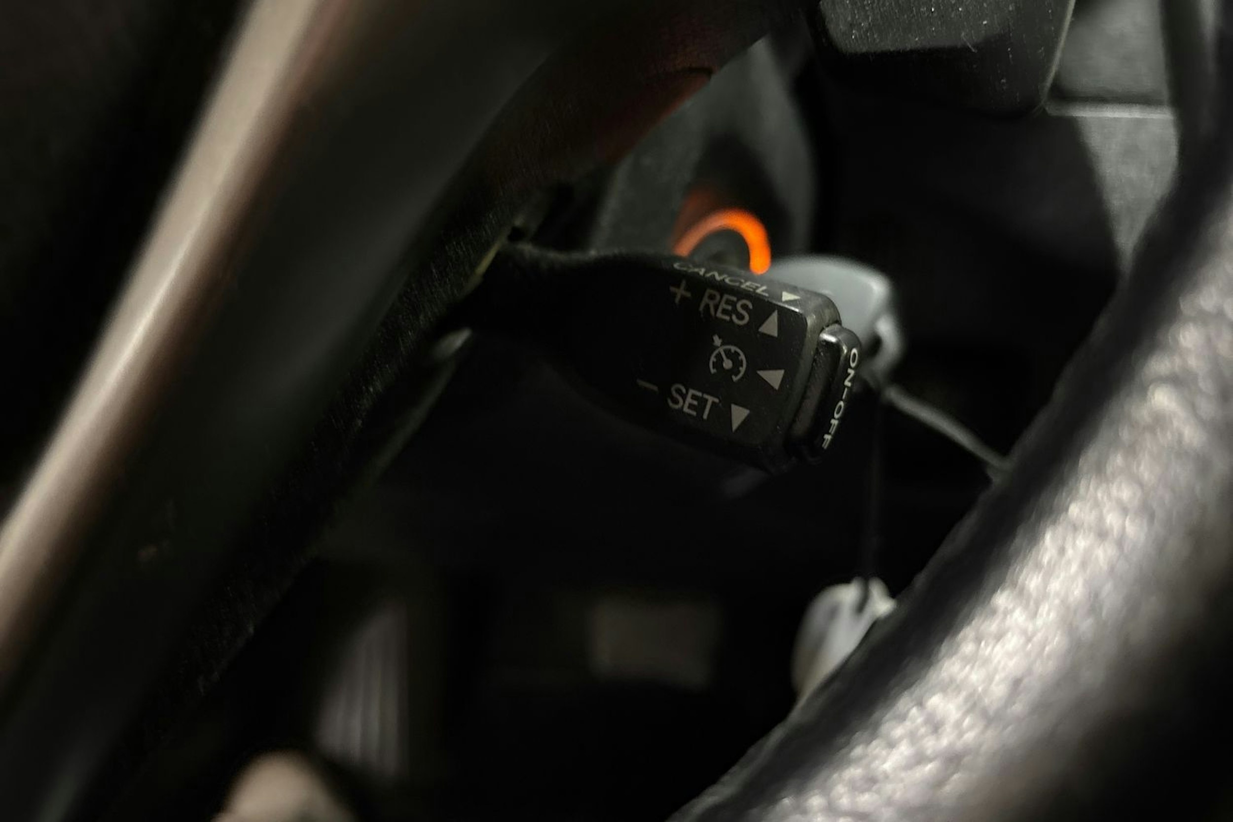 Harmaa Toyota AVENSIS 2010 kuva 16.