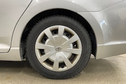 Hopea Toyota AVENSIS 2010 kuva 13.