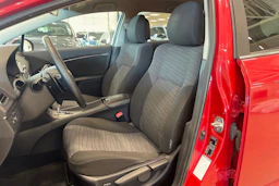 punainen Toyota Avensis 2011 kuva 11.